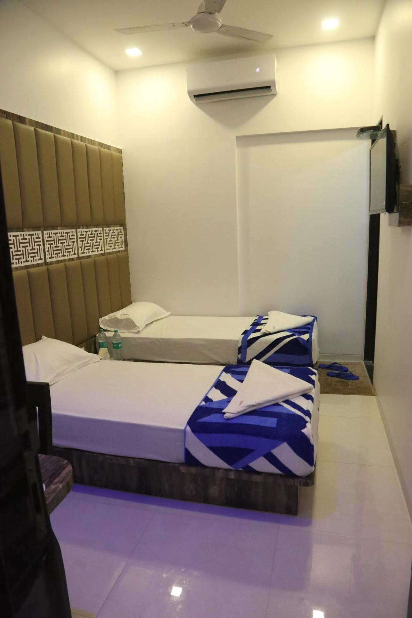 Hotel Magnum Airport T-2 Mumbai Ngoại thất bức ảnh