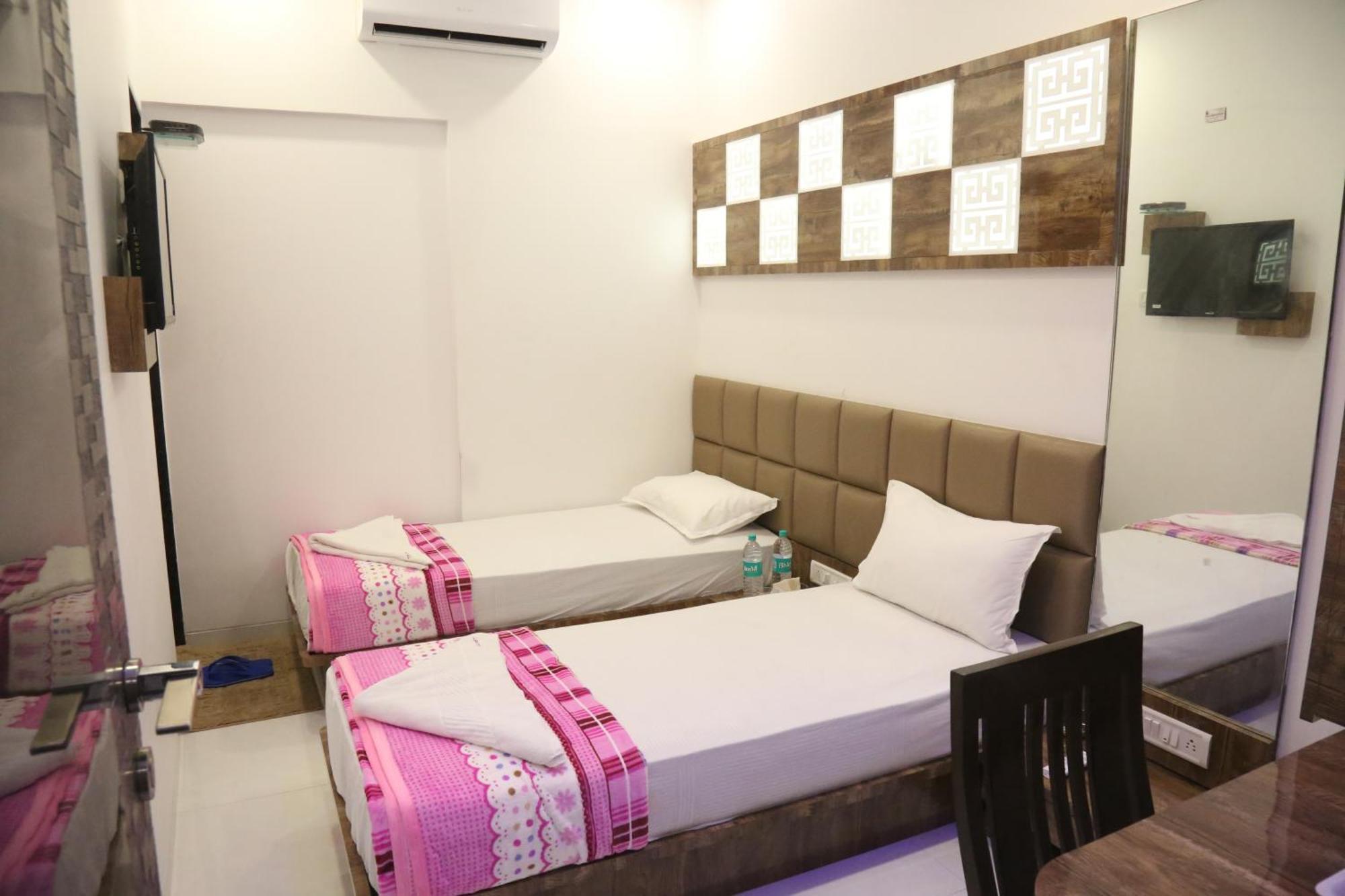 Hotel Magnum Airport T-2 Mumbai Ngoại thất bức ảnh