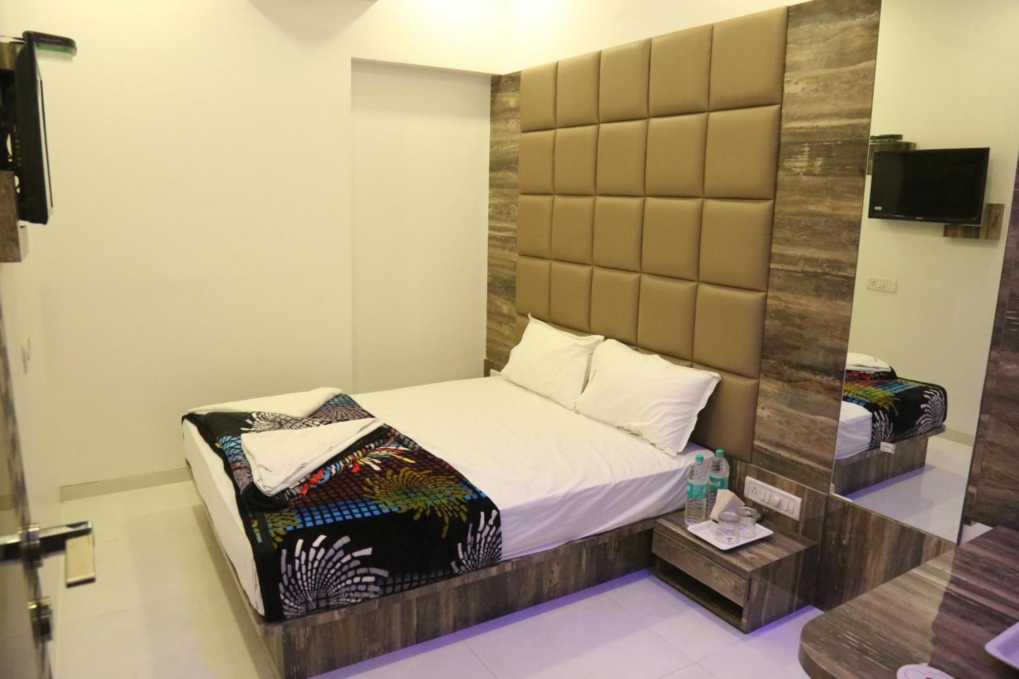 Hotel Magnum Airport T-2 Mumbai Ngoại thất bức ảnh