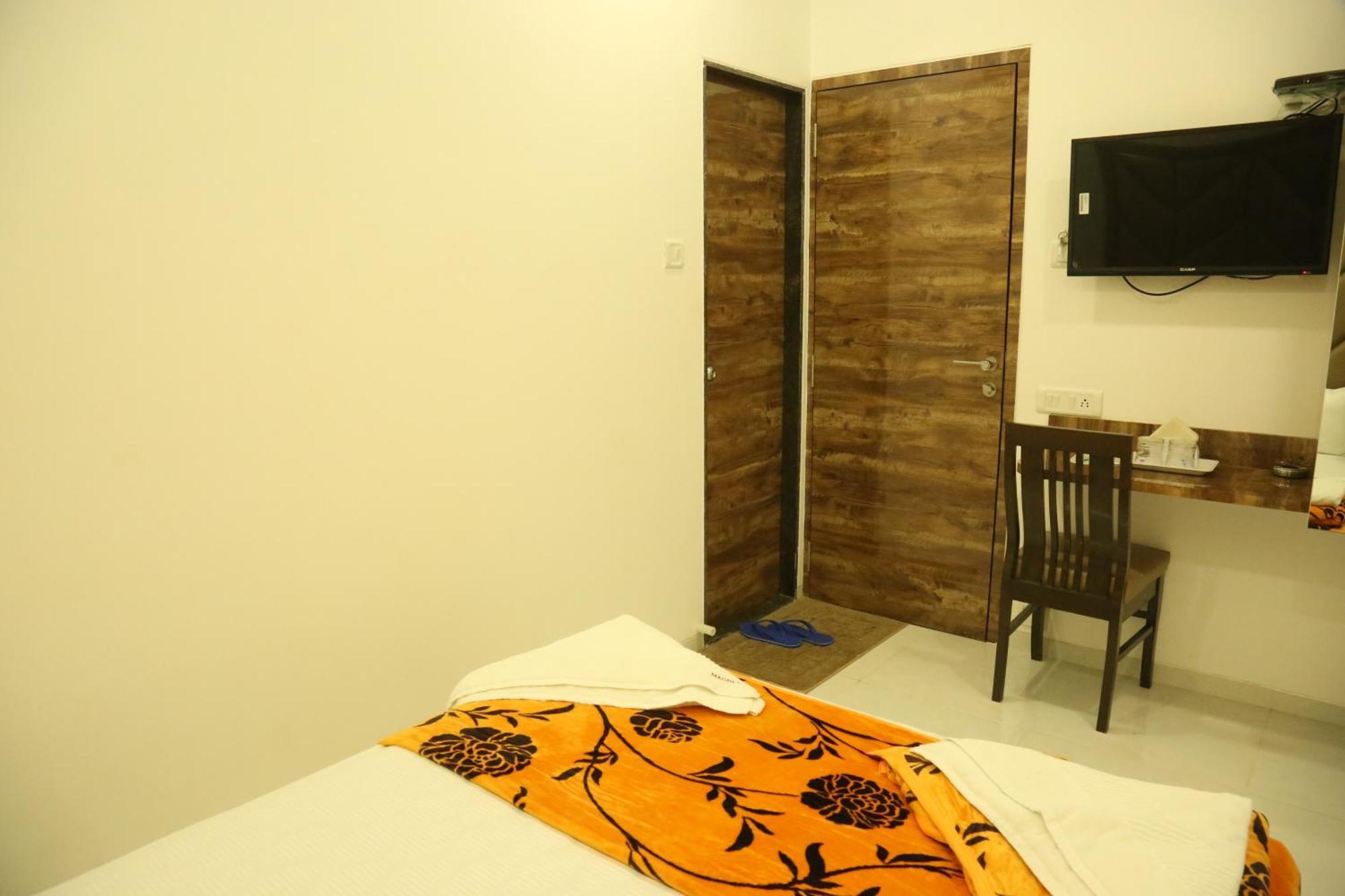 Hotel Magnum Airport T-2 Mumbai Ngoại thất bức ảnh