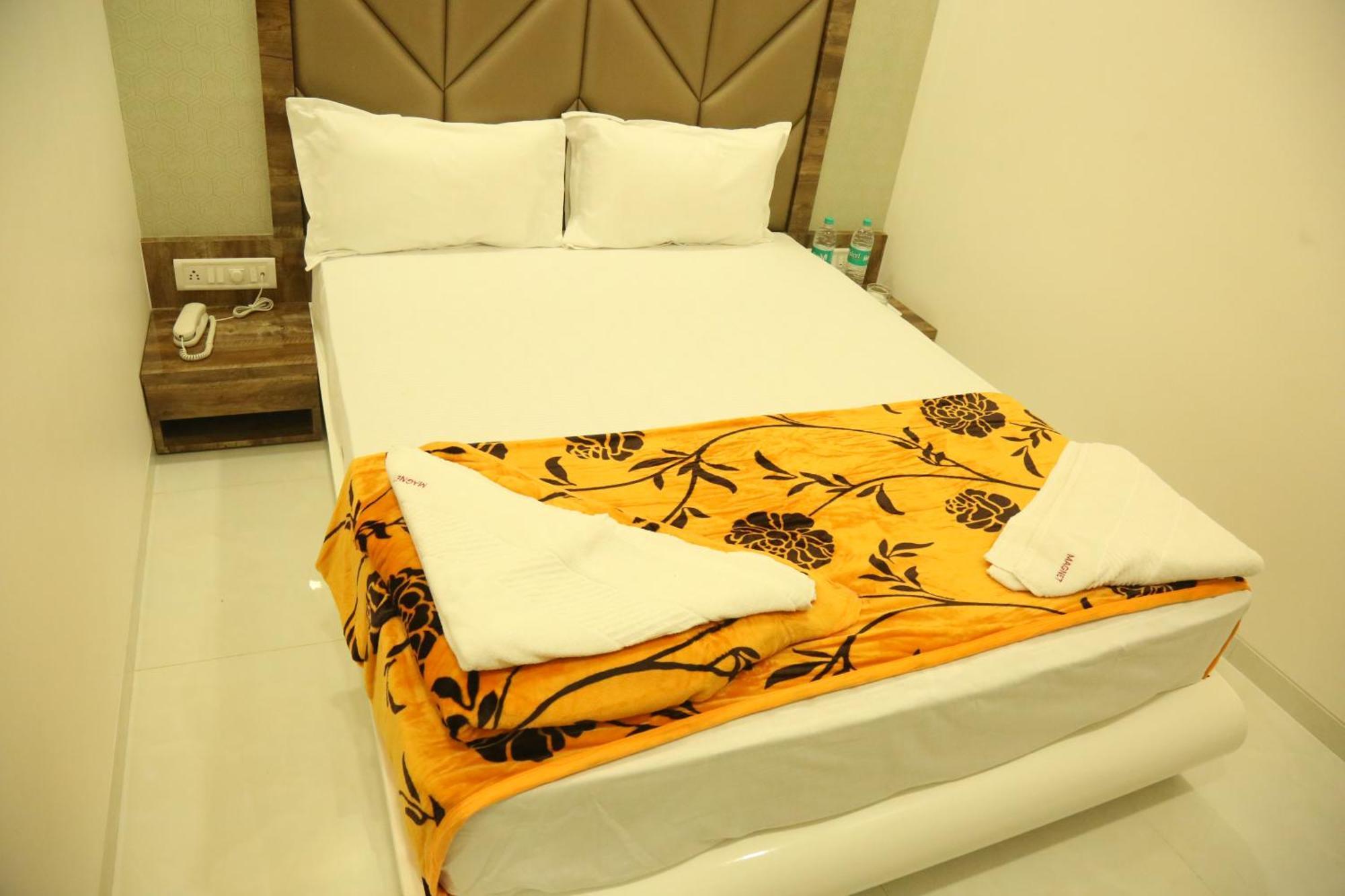 Hotel Magnum Airport T-2 Mumbai Ngoại thất bức ảnh