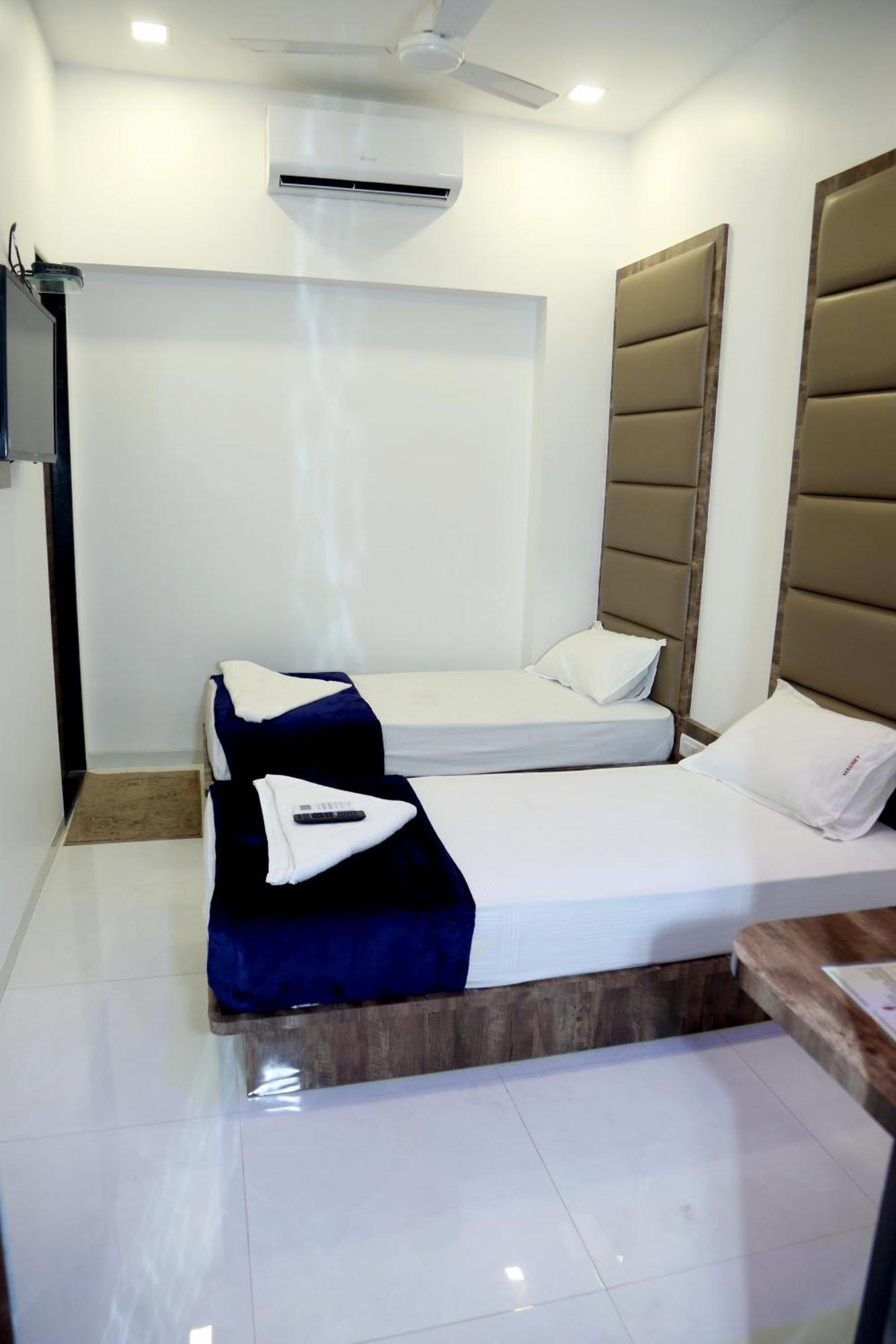 Hotel Magnum Airport T-2 Mumbai Ngoại thất bức ảnh