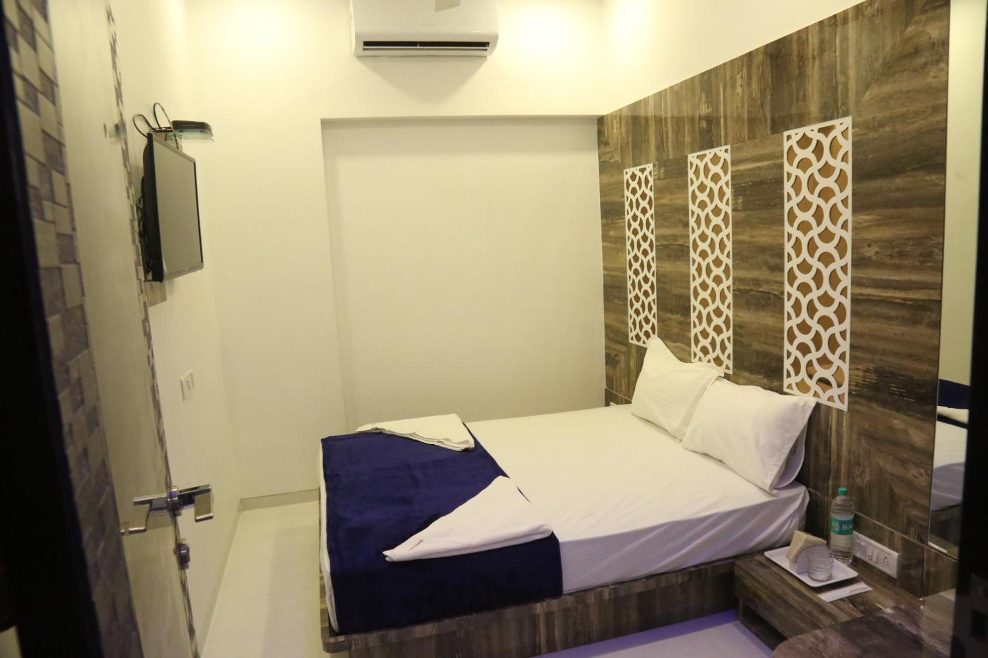 Hotel Magnum Airport T-2 Mumbai Ngoại thất bức ảnh