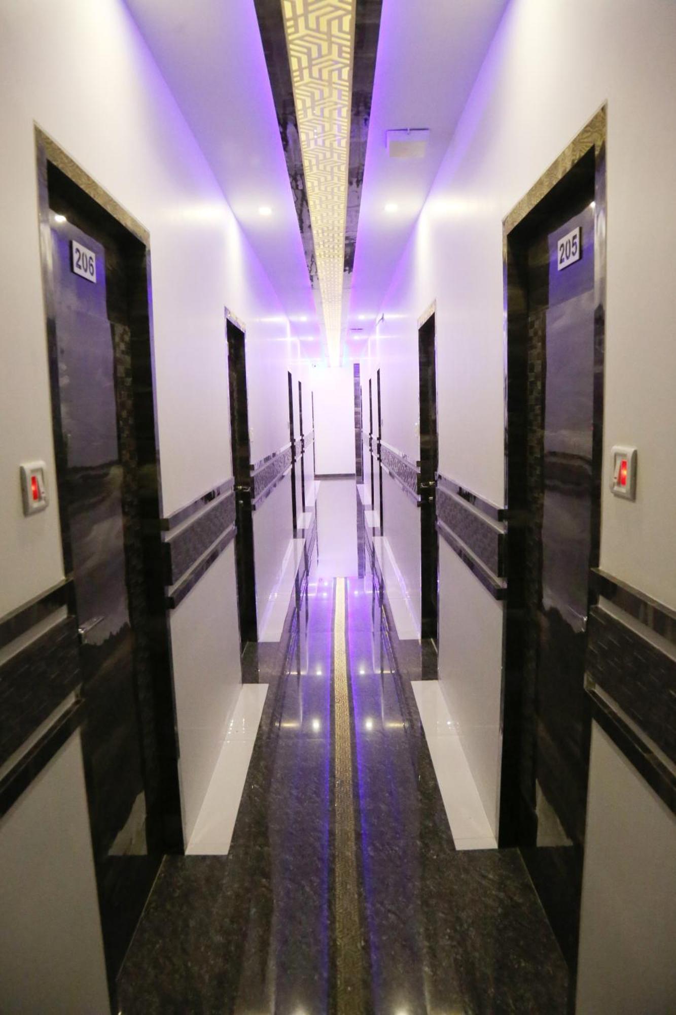 Hotel Magnum Airport T-2 Mumbai Ngoại thất bức ảnh
